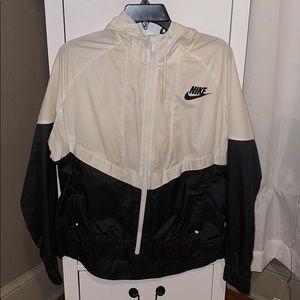Nike windbreaker